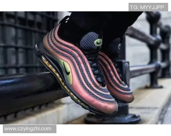 耐克携手世界顶级足球球星共创热血绿茵限量联名系列 耐克携手世界顶级足球球星共创热血绿茵限量联名系列